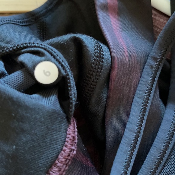 Lululemon Tank Top Size 6 🥰🥰 - Picture 5 of 5